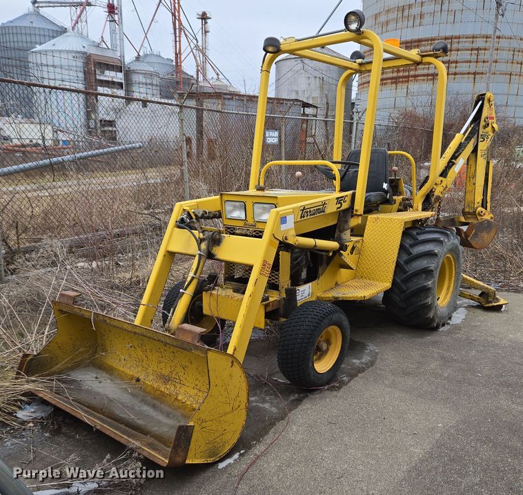 1997 Terramite T5C backhoe - EC4001