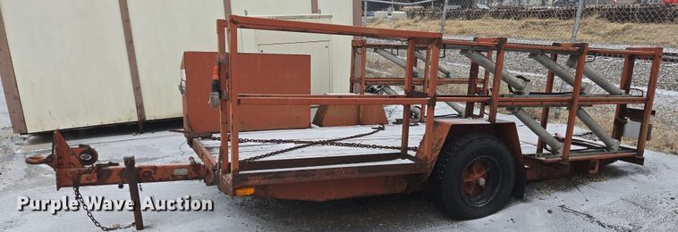 1982 Owens Classic equipment trailer - EC4004