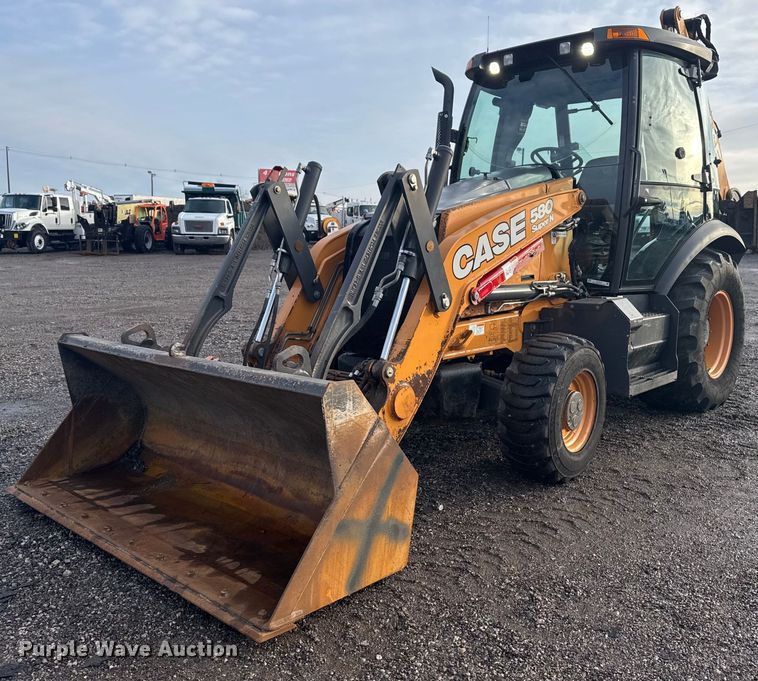 2017 Case 580 Super N backhoe - EG2518