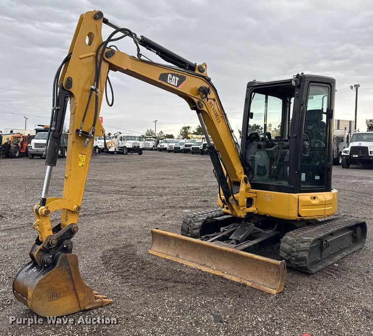 2018 Caterpillar 304E2 CR mini excavator - EG2520