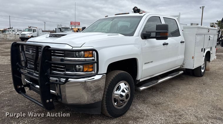 2018 Chevrolet Silverado 3500HD Crew Cab utility / service truck - EG2542
