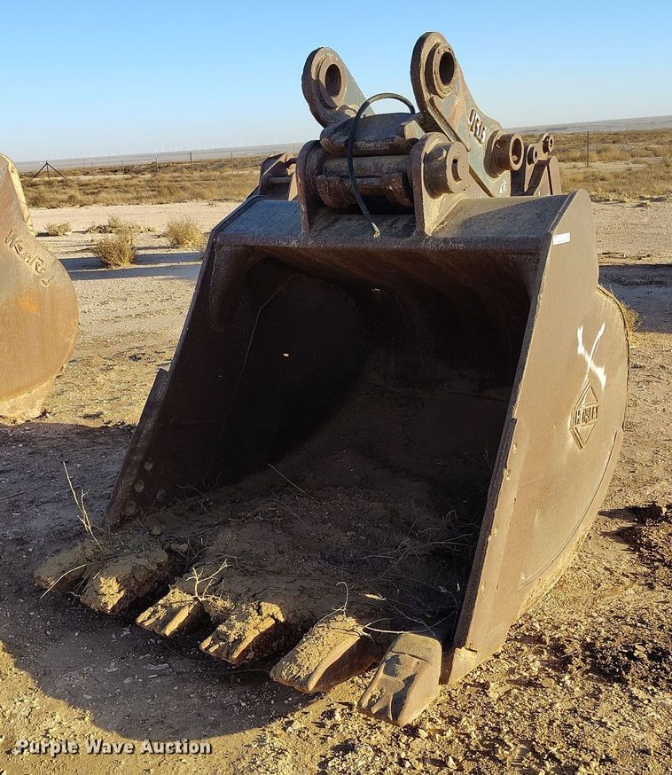 Hensley 52" W excavator bucket - EH0154