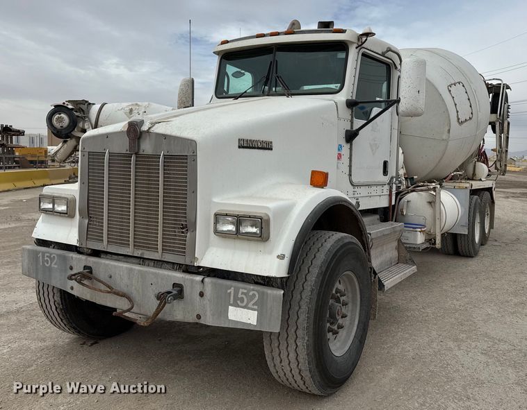 2008 Kenworth W900 ready mix truck - EI4154
