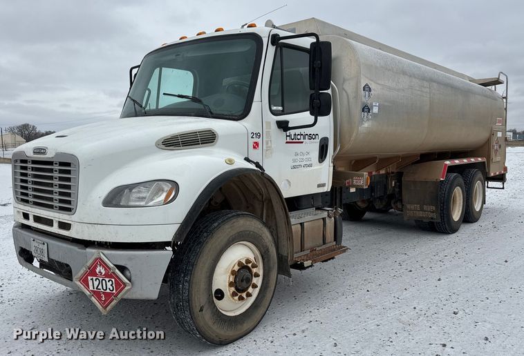 2012 Freightliner Business Class M2 fuel truck - EQ1023
