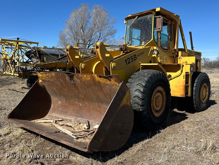 Clark 125B wheel loader - ER8731