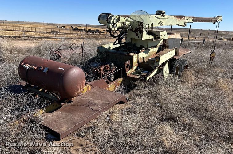 Shop built crane trailer - ER8733