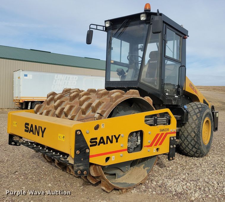 Sany SSR120C-8 single drum roller - NB9810