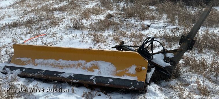 Henke 8' W wing plow - DV0586