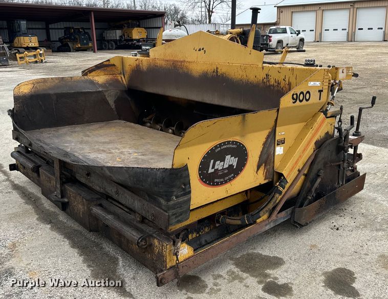 1990 LeeBoy L900ST paver - EN5109