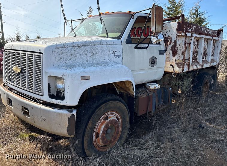 1990 Chevrolet dump truck - EY9927