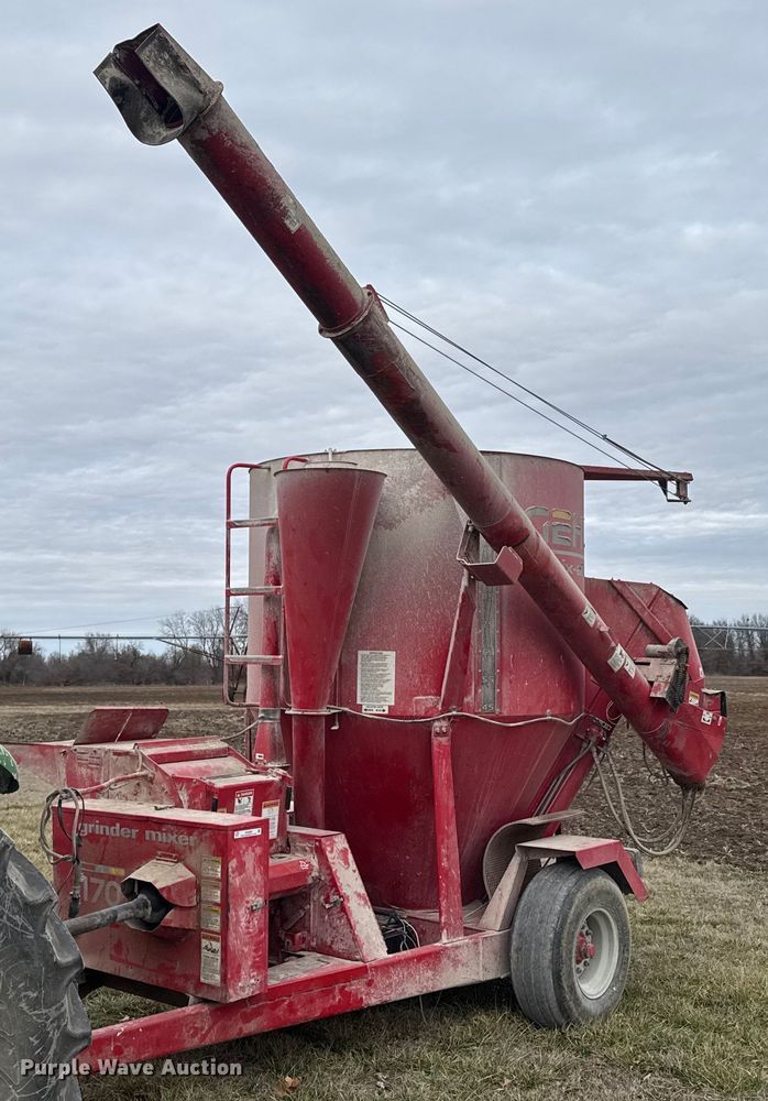Gehl MX170 feed mixer - DO0385