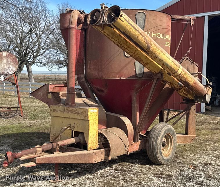 New Holland 355 feed mixer - DO0403