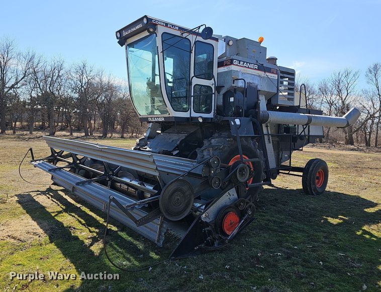 Gleaner F2 combine - DO7779