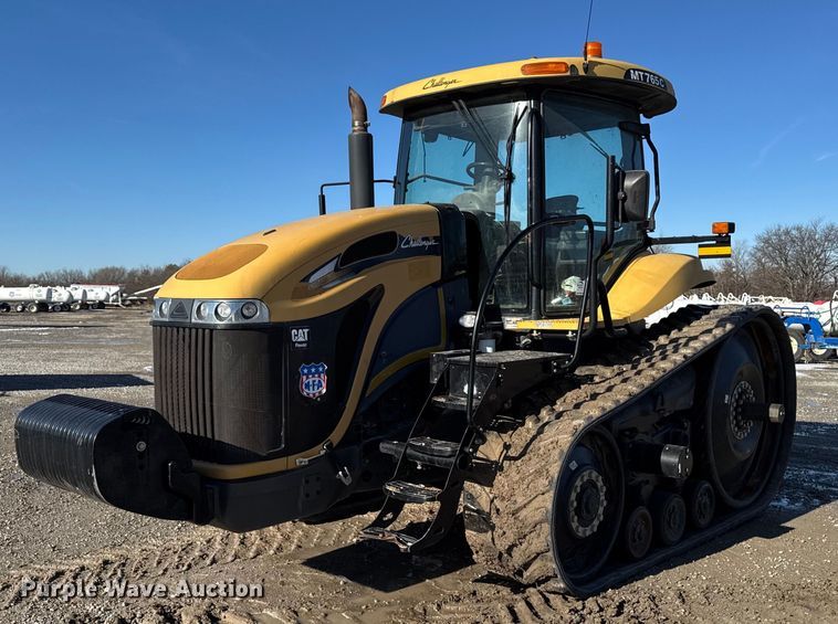 2009 Challenger MT765C tractor - DT0607