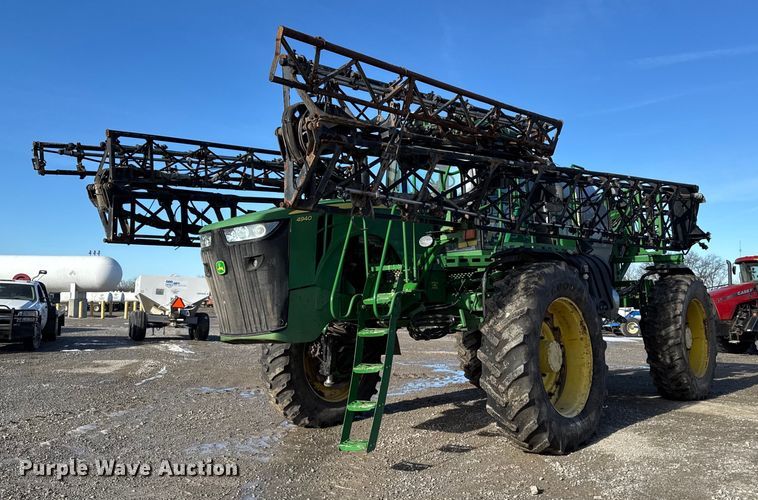 2013 John Deere 4940 sprayer - DT0608
