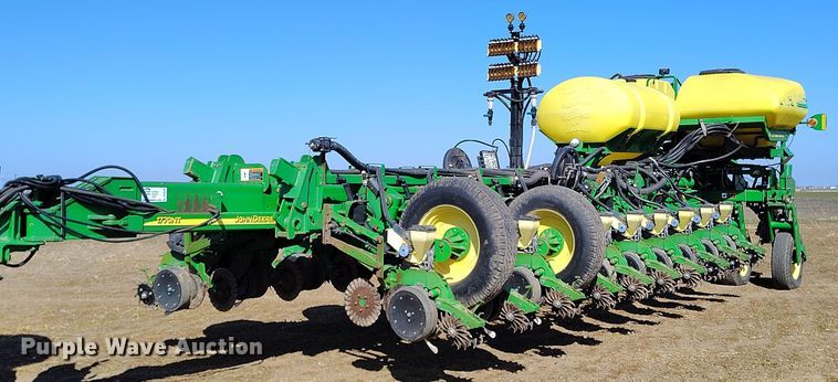 2007 John Deere 1770NT no-till planter - DV6580