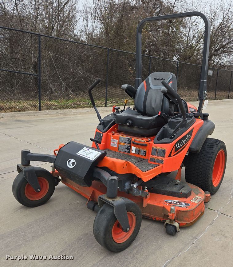 2022 Kubota ZD1211 ZTR lawn mower - DW8538