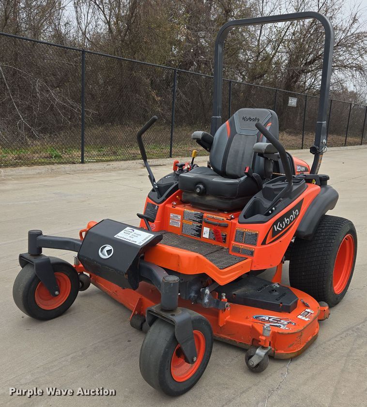 2022 Kubota ZD1211 ZTR lawn mower - DW8539