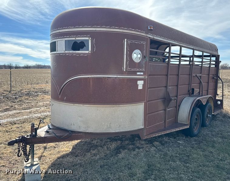 1981 W-W livestock trailer - EQ1086
