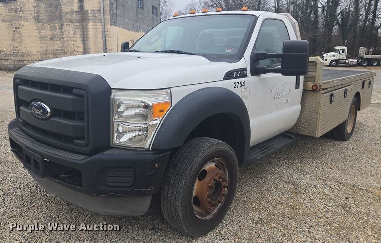 2013 Ford F450 Super Duty flatbed truck - EC3474