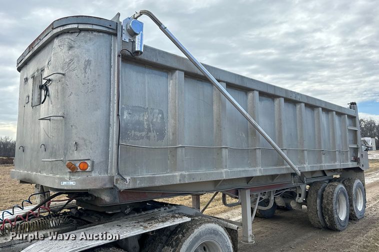 1968 Heil 4SF-SW end dump trailer - EN5137