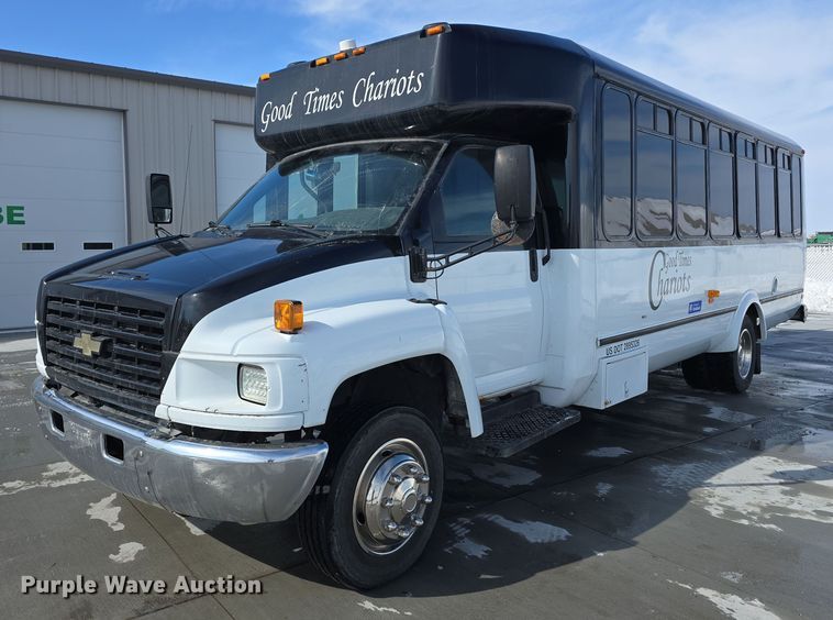 2007 Chevrolet C5500 party bus - DW3130