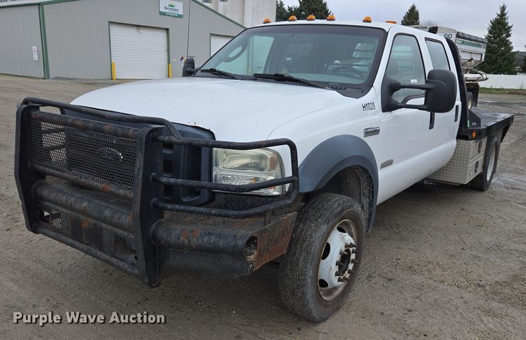 2007 Ford F450 Super Duty Crew Cab flatbed truck - DX1527
