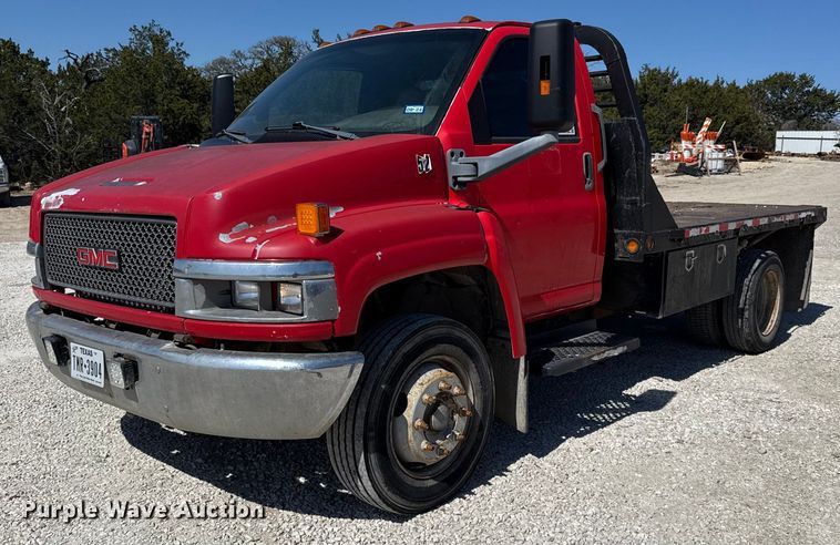2006 GMC C5500 flatbed truck - ED5524