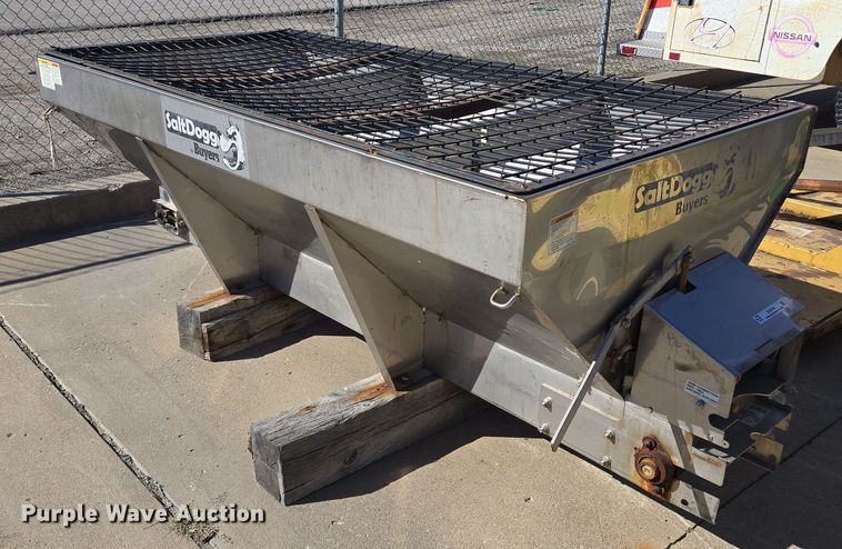 SaltDogg  1400601SS spreader - EQ6738