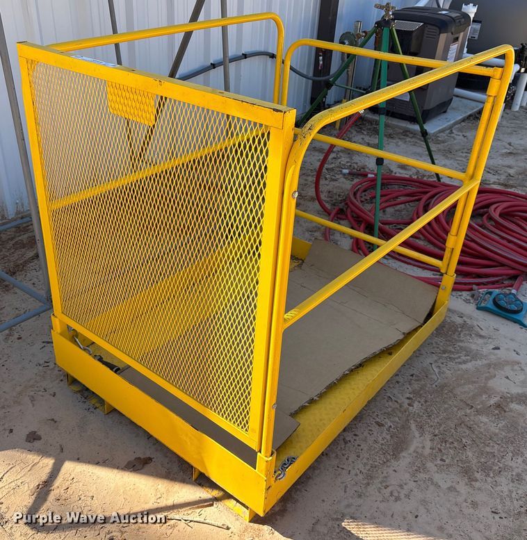 Uline H-2771 forklift aerial platform - OB9408