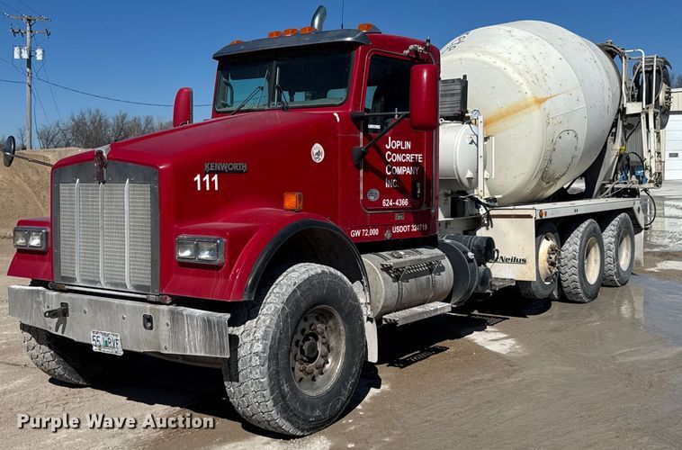 2016 Kenworth W900 ready mix truck - DO0416