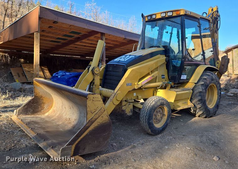 2004 Caterpillar 420D backhoe - DT7053