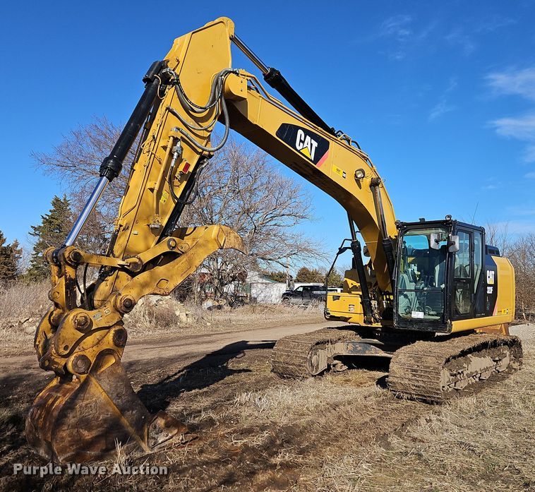 2016 Caterpillar 323FL excavator - DT7622