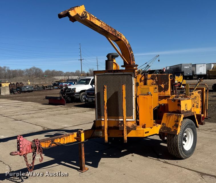 1990 Bandit wood chipper - DU3322
