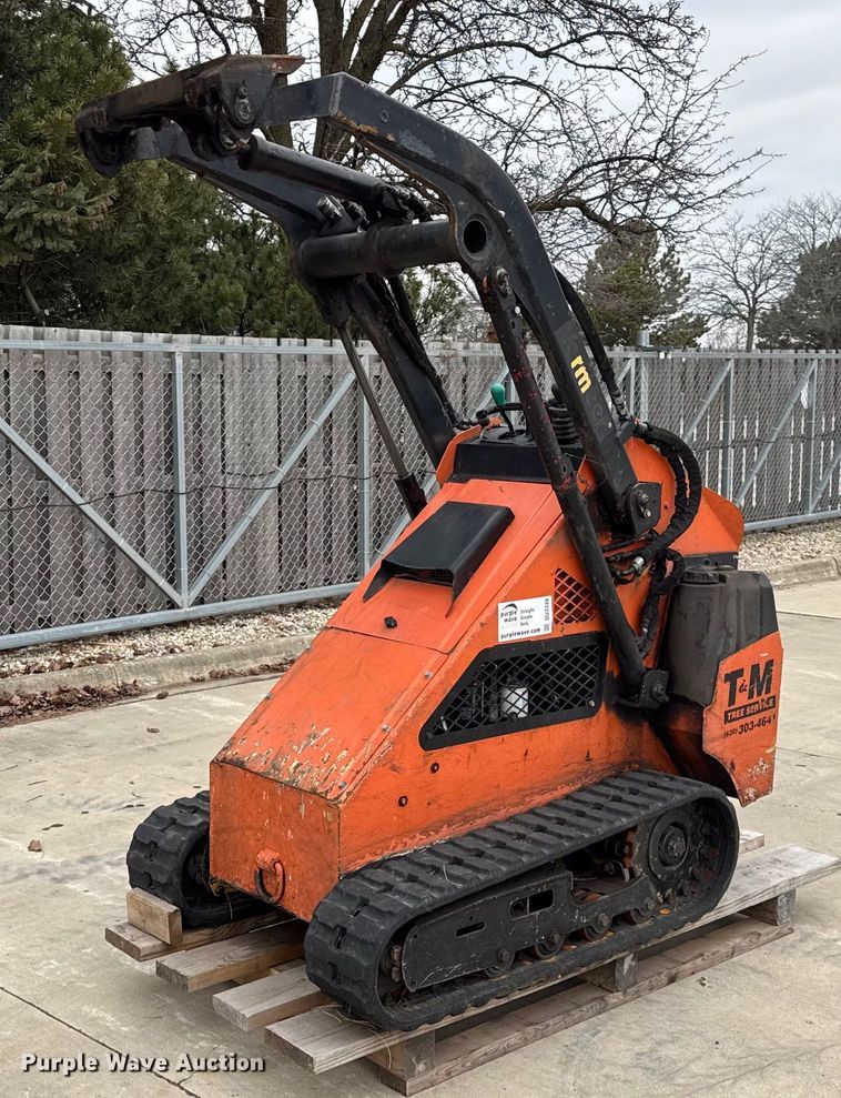 2012 Vermeer S650TX compact utility loader - DU3349