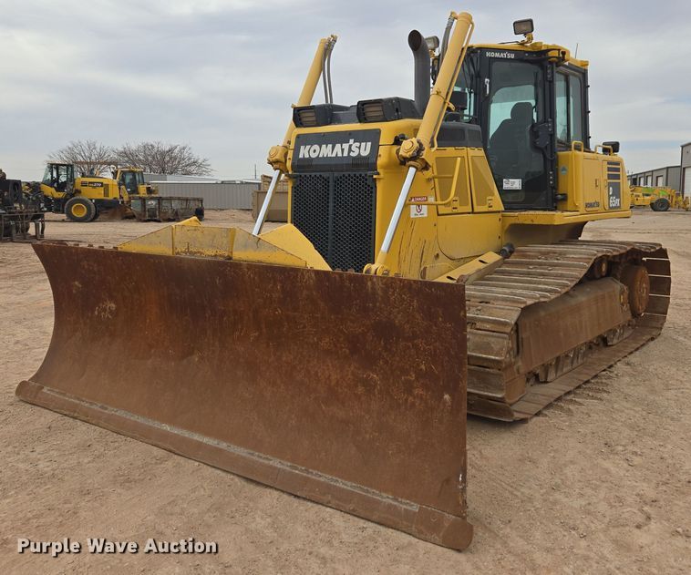 2019 Komatsu D65PX-18 dozer - DW1822