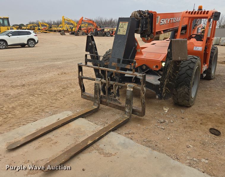2019 JLG 10054 telehandler - DW1825