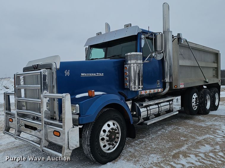 2014 Western Star 4900 EX glider kit dump truck - DW3138
