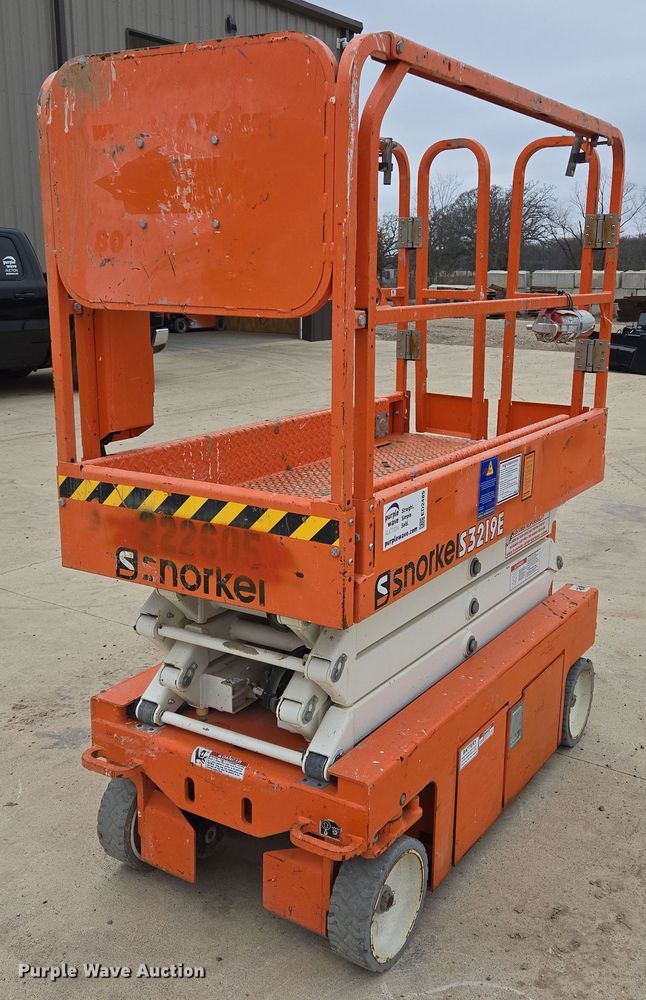 2019 Snorkel S3219E scissor lift - ED2485