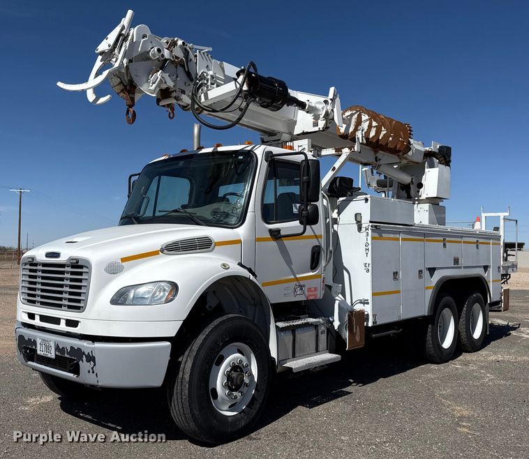 2016 Freightliner Business Class M2 digger derrick truck - ED5545