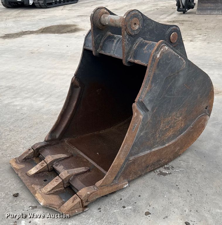 Bobcat mini excavator bucket - EQ1184