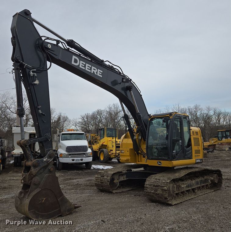 2015 John Deere  245G LC  excavator - EQ6591