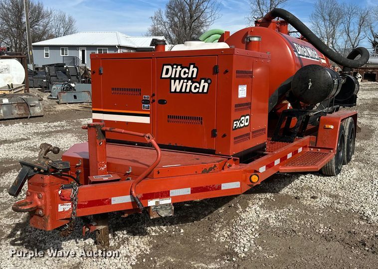 2013 Ditch Witch FX30 vacuum excavator - EQ6600