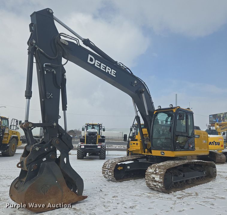 2022 John Deere 200G excavator - ER5157