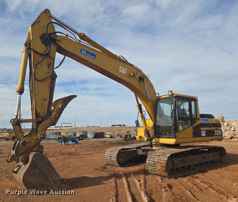 1996 Caterpillar 320L excavator - ER5179