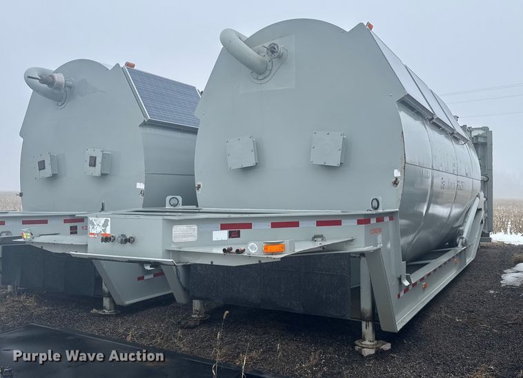 2014 Mertz Manufacturing 101893543 sand silo trailer - NN9558