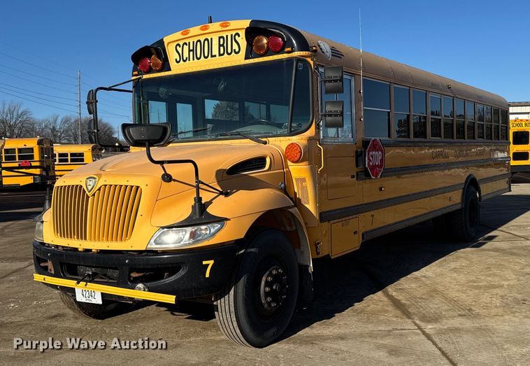 2013 IC PB10500 school bus - DT0626