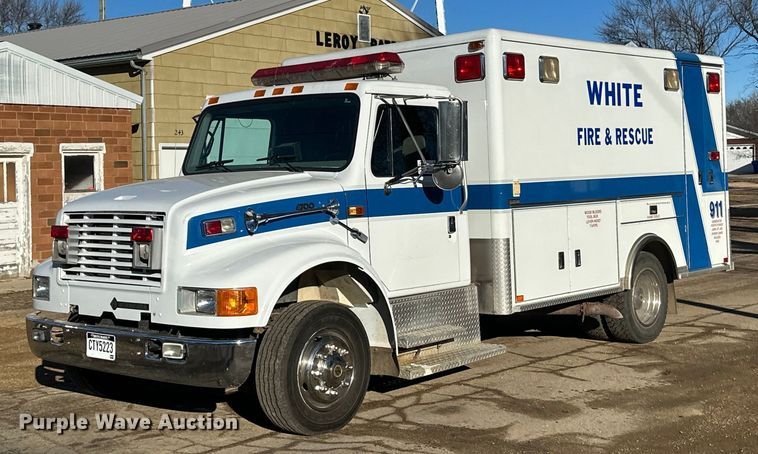 1997 International  4700LP rescue vehicle - DV0620