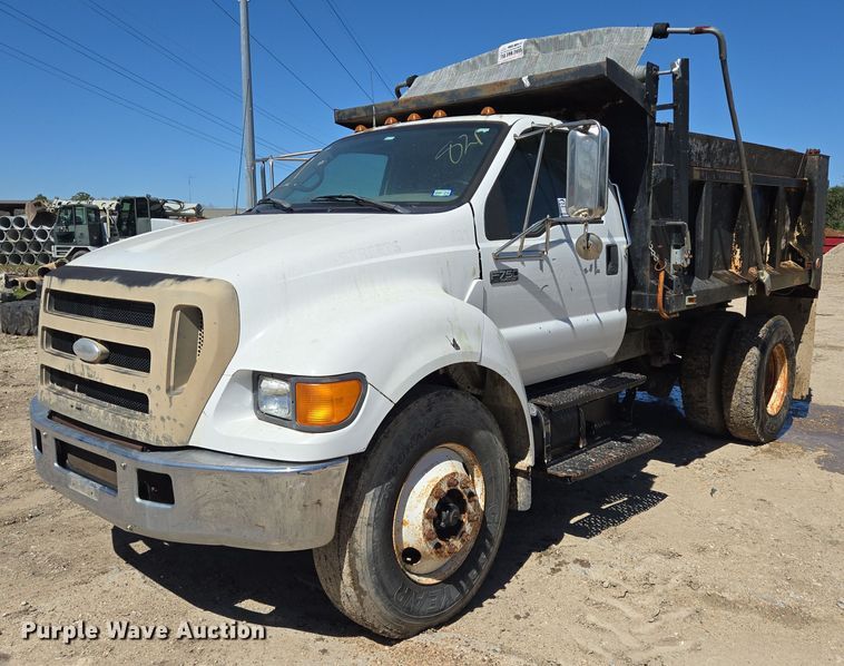 2007 Ford F750 SuperDuty XL dump truck - DV1308