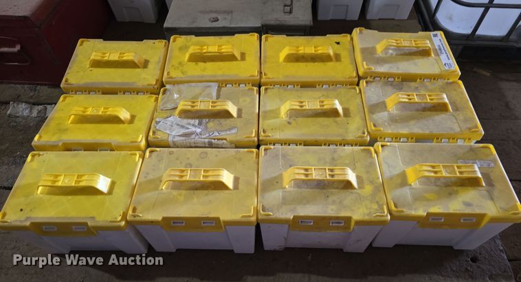 (12) cases of Caterpillar 533-5760 reclaimer cutter bits - EH8654
